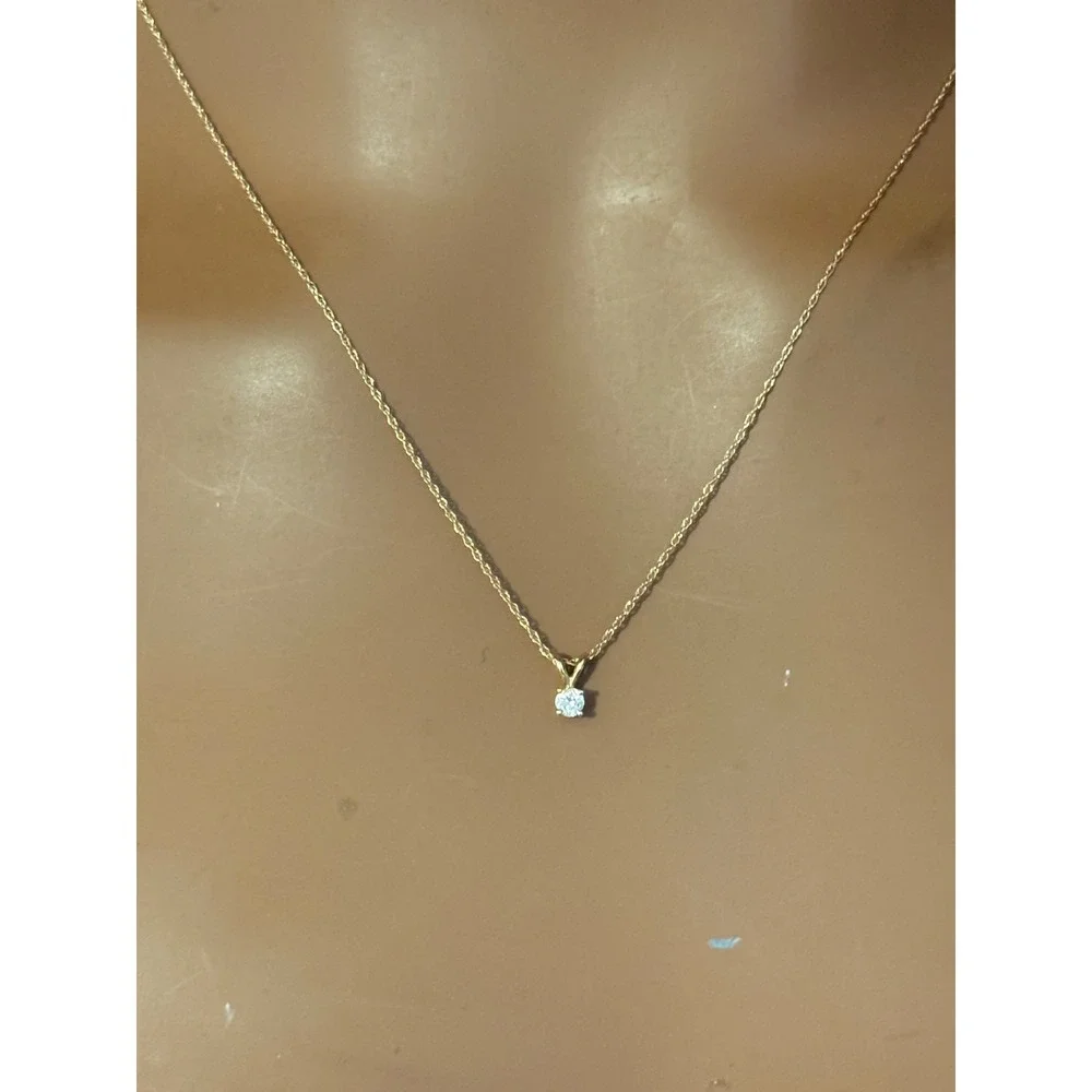 10k Yellow Gold Real Diamond Solitaire Pendant Necklace 18 Inch Rope Chain 0.69g